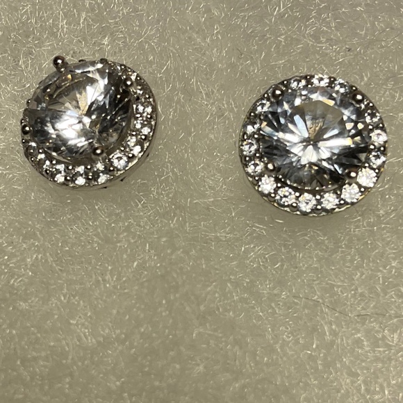 SUN Sterling Silver Stud Earrings. Stamped SUN, 925 - Picture 1 of 6